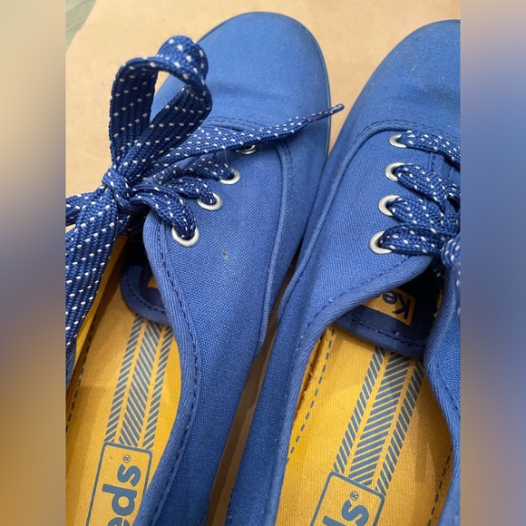 Keds Women’s size 7 Blue shoes. - Picture 14 of 14